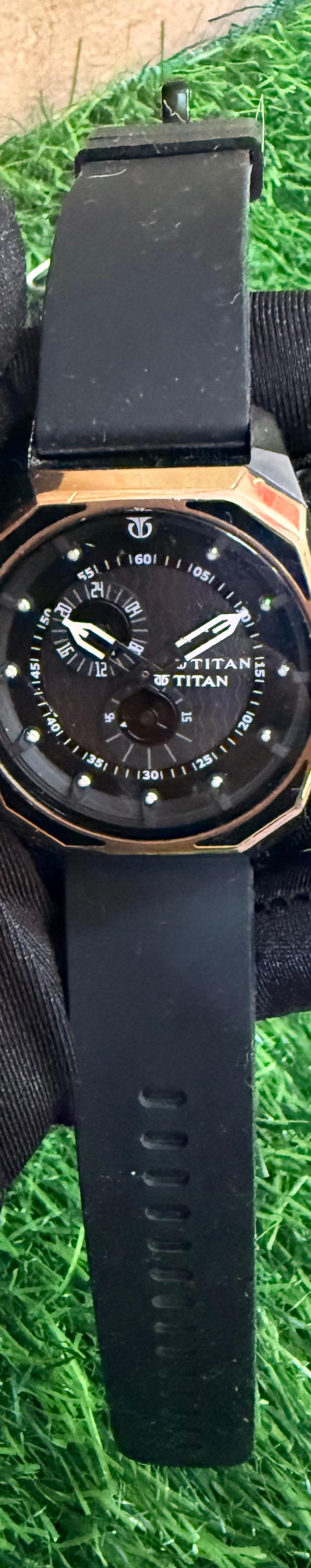 HTSE Titan Solar watch 