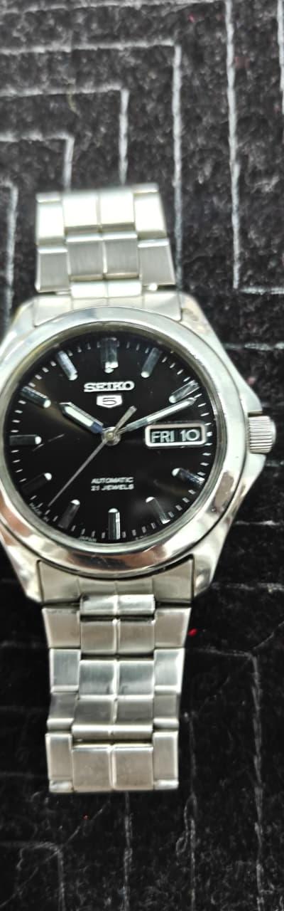 Seiko 5 Automatic 21 Jewels Men's Watch – Black Dial, Stainless Steel